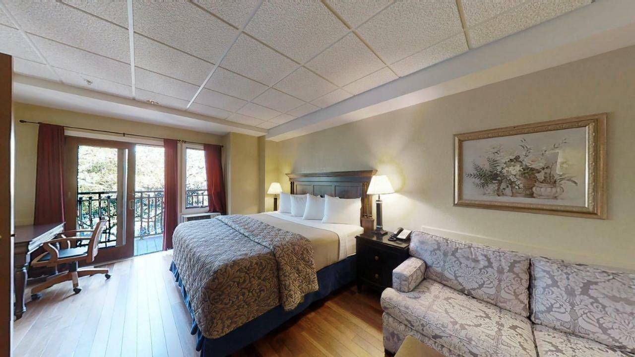 Ocean Inn & Suites St. Simons Island Extérieur photo